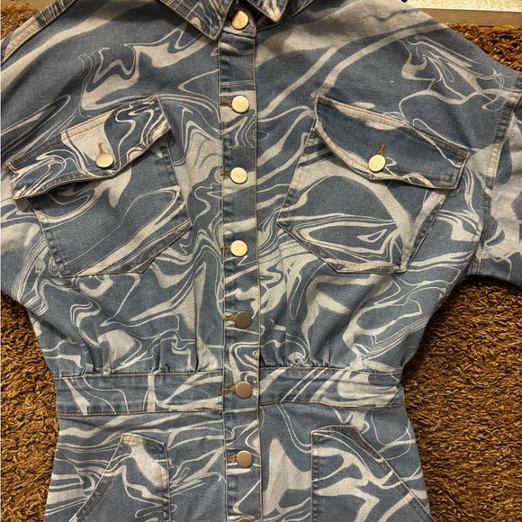 NWT Fashion Nova Dreamy Denim Looks Dress XS Full button down Pockets Brand new - Picture 10 of 16